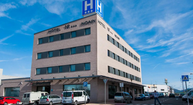 ibis Styles Pamplona Noain, Prenota Hotel Noáin Navarra