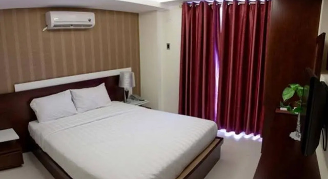 Ruby Orient Hotel, Забронировать Отель Tan Phu District 
