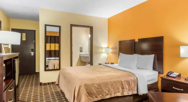 Номер Standard Quality Inn Grand Rapids Near Dowtown