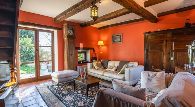 Modern Cottage With Private Garden in Dinant, Забронировать Дом для отпуска Динан 