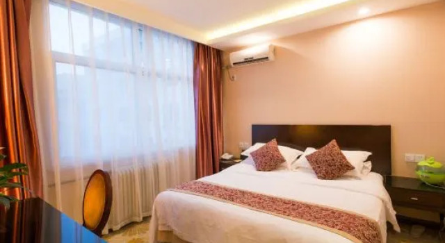 Люкс Business Zhengzhou Dahe Business Hotel