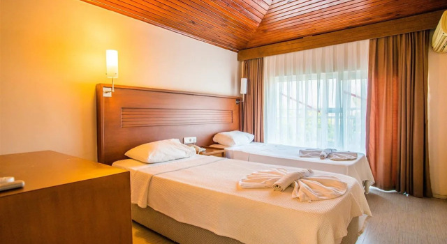 Makri Beach Hotel