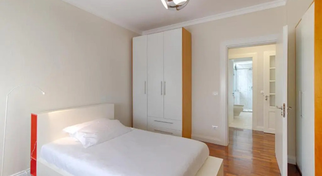 Апартаменты с видом на озеро THE ROOMS - Serviced Apartments Tirana
