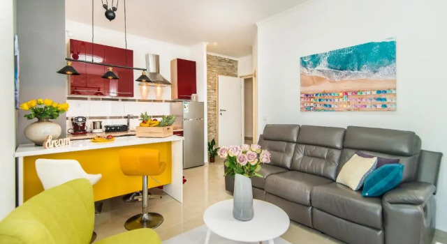 Charming house on the beach and Deluxe Apartment