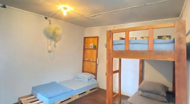 Bett im Wohnheim SECOND HOPE LODGE