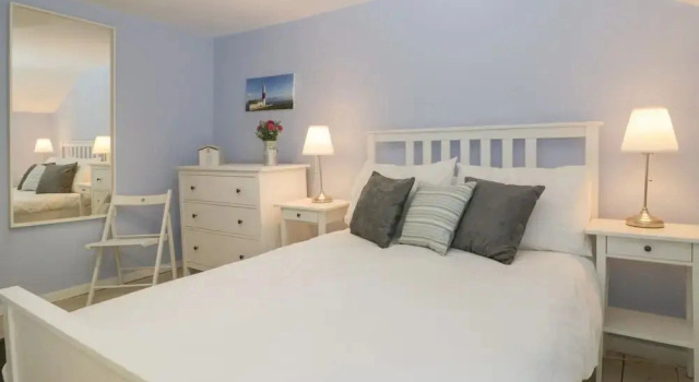 Spring Rose Cottage