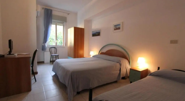 Трёхместный номер Standard Hotel Ristorante La Scogliera