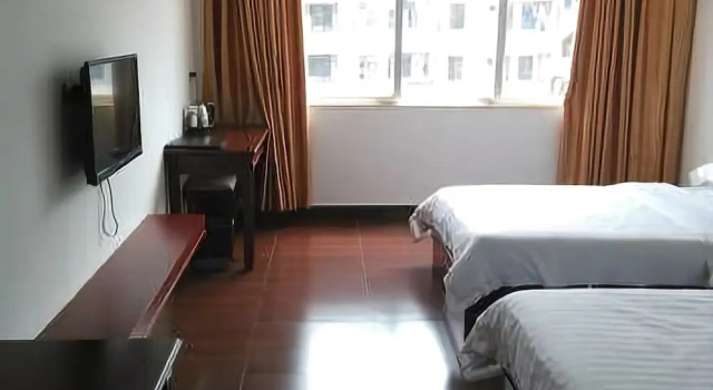 Yangchun Xinlang Business Hotel, Book Hotel Yangchun Guangdong