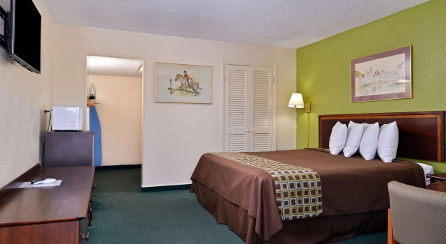 Двухместный номер Standard Americas Best Value Inn Bishopville