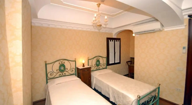 Appartmento Ca Rio Marin, Забронировать Отель Санта-Кроче Венеция, рядом с Palazzo Franchetti