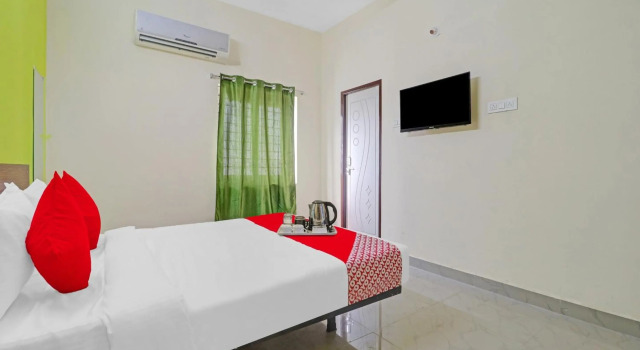 OYO Flagship 80454 Hotel Elite Stay, Book Hotel Secunderabad 