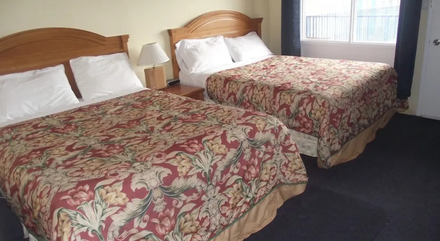 Двухместный номер Standard с балконом Empress Inn and Suites by the Falls
