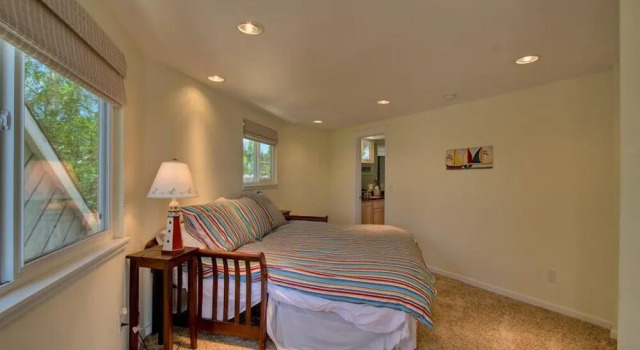 Private Beach, Pool Table, Close to Everything