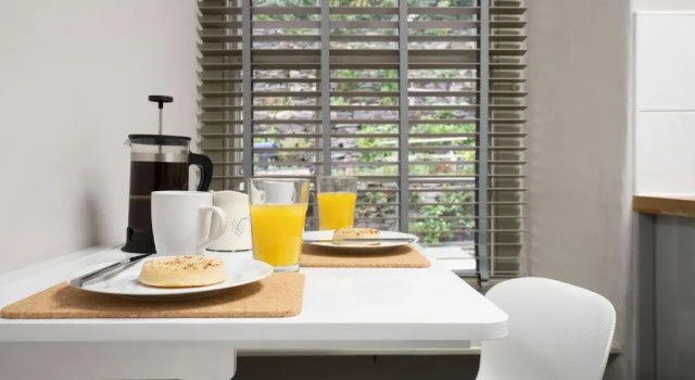 Cosy - Central Apartment - Ambleside - 2 Bedroom - 1 Bathroom, Varaa Huoneisto Asunnot kohteessa Merseyside, Huoneisto