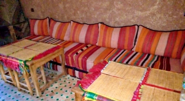 Room-authentic and Pittoresque Room for