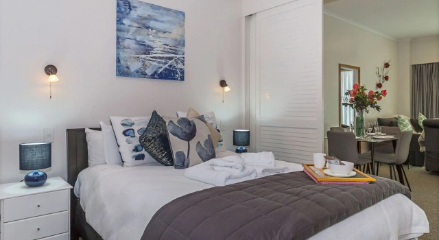 Luxury 2BR Apartment at Central Location