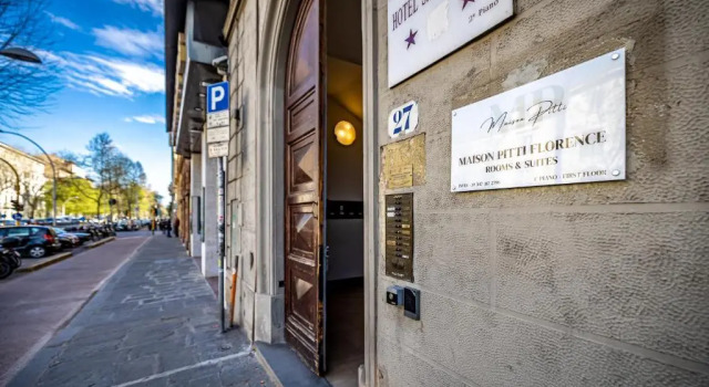 Maison Pitti Florence