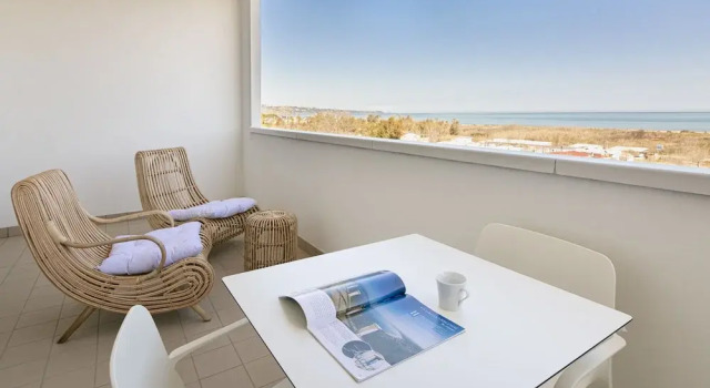 Апартаменты c 1 комнатой с балконом и с видом на море Hotel Excelsior