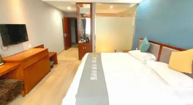 Manbo Hotel (Yichang Wuyue Plaza actually Home Store), Varaa Hotelli Yichang Hubei