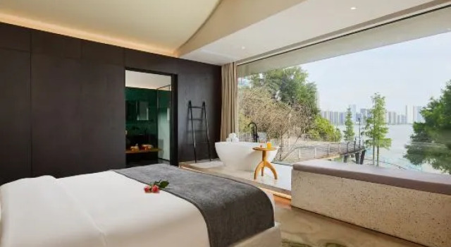 Люкс Floral Lux · Wuhu Bole Art Homestay (Riverside Park)