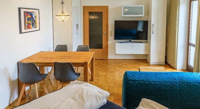 Charming City Apartment with parking spot, Забронировать Апартаменты/квартира Апартаменты Вюрцбурга, рядом с Церковь Св. Буркарда, Апартаменты/квартира