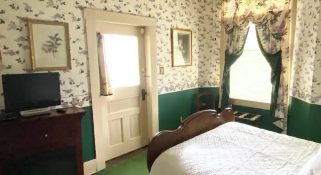 Люкс Four Winds Victorian Venue & Suites