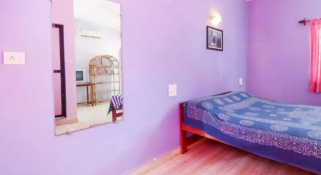 Goroomgo Laximi Guest House Goa