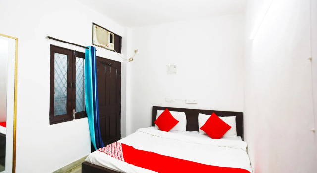 Hotel O The Premium Villa, Забронировать Вилла Отели Нью-Дели с завтраком, Завтраки