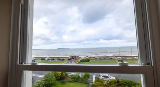 Sea View Apartment, Забронировать Апартаменты/квартира Лланфэрфечейн Клоид