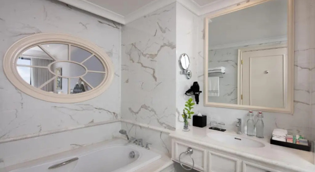 Номер Deluxe с 2 комнатами с видом на город Meliá Vinpearl Quang Binh