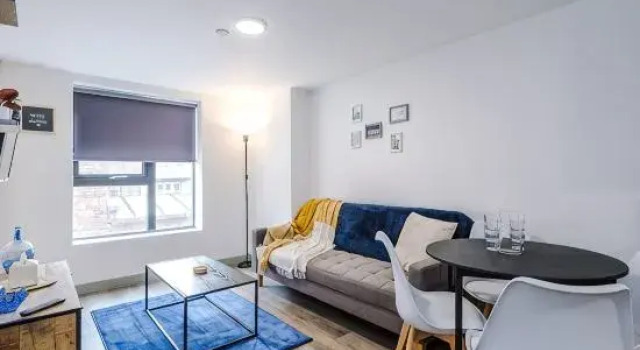 Central Liverpool Apartment | Work & Long Stays, Забронировать Апартаменты/квартира Ливерпуль Мерсисайд, рядом с Harold Cohen Library