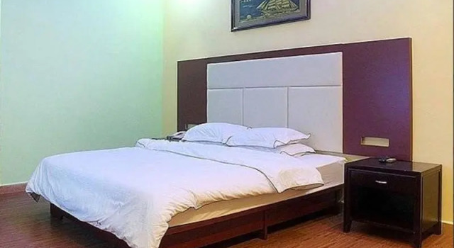 Echarm Hotel Guangzhou Panyu Changlong Banqiao Metro Station Branch, Забронировать Отель Отели Guangzhou Area 3 звезды, 3*