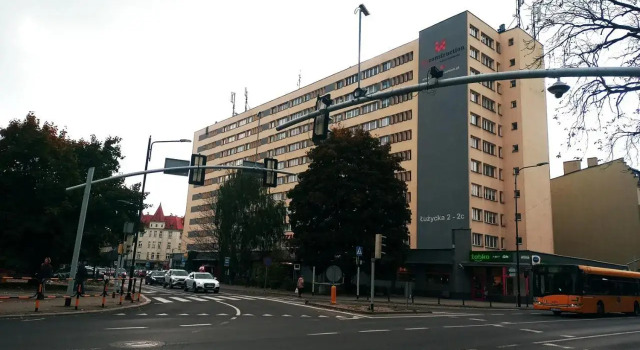 Nastrojowe Mieszkanie Plac Krakowski Gliwice 60m2, Забронировать Отель Отели Гливице с парковкой, рядом с Арена «Гливице», Парковка