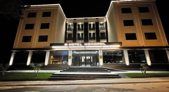Hotel Monopol