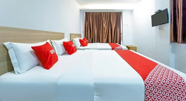 Люкс OYO 90403 North City Hotel