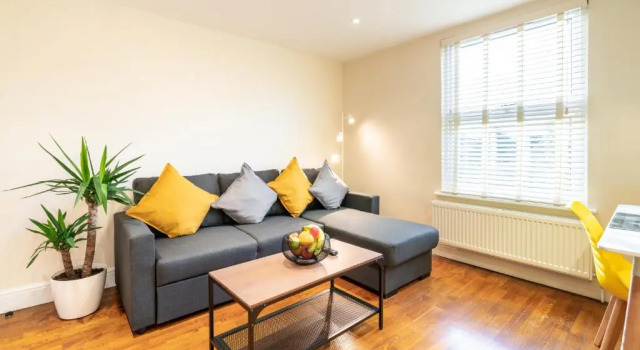Апартаменты 1bd Apt for 2-4. New Decor & Furnishings