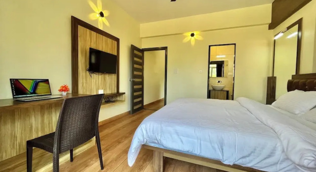 Люкс Deluxe Lykke Suites- 2-min Drive to Colva Beach-By Goan Felicidade Hospitality PVT LTD