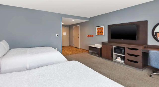 Четырёхместный номер Standard Hampton Inn Danville, Va
