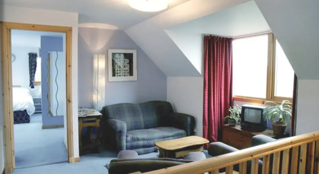 The Lovecroft Guest House, Buchen Sie Bed & Breakfast Laide Northern Highlands