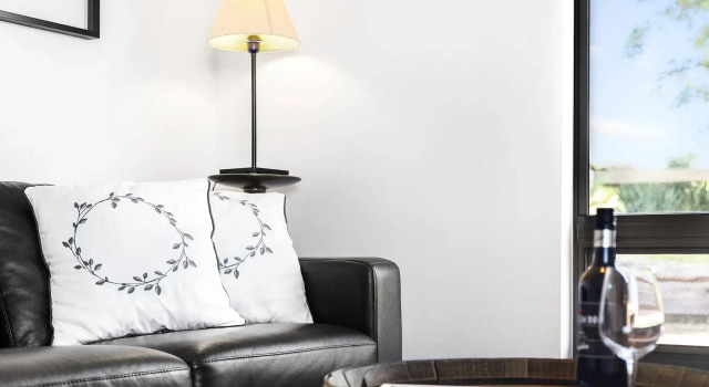 Karawatha Cottages B&B