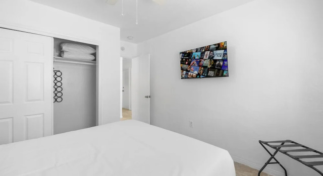 Апартаменты Sunset Inn - Hallandale Beach