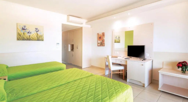 Двухместный номер Standard Grand Blue Beach Hotel