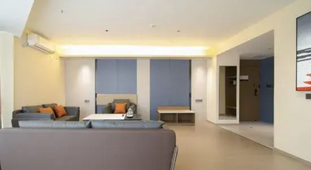 Люкс Deluxe Yeste International Hotel (Yingjiang Bus Passenger Station)