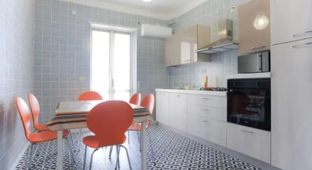 Castedd'House, Забронировать Отель Бизнес-отели Кальяри, рядом с Базилика Св. Сатурнино, 4* 5*