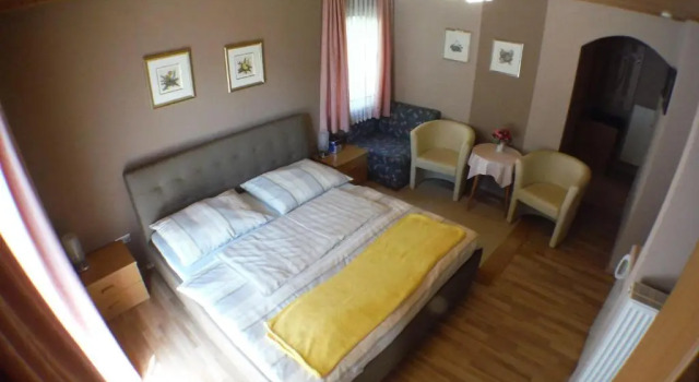 Двухместный номер Guesthouse Erika с балконом Ferienparadies Gutounik