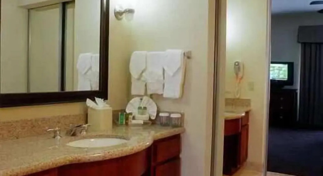 Четырёхместный люкс Homewood Suites by Hilton Houston West-Energy Corridor