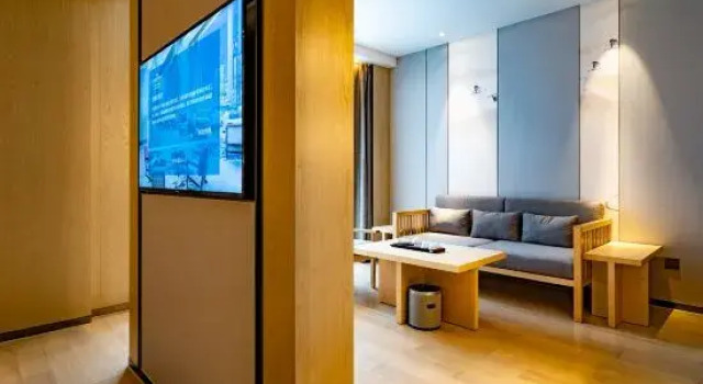 Люкс Business New Century Hotel
