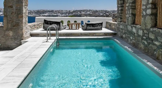 Люкс с балконом и с видом на море Mykonos No5