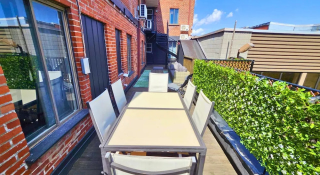 Апартаменты Superior LiV MTL Soho Spacious Rooftop Suites for Groups Near Downtown Montreal
