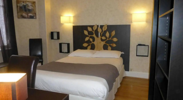 Trianon, Prenota Hotel Vichy Allier